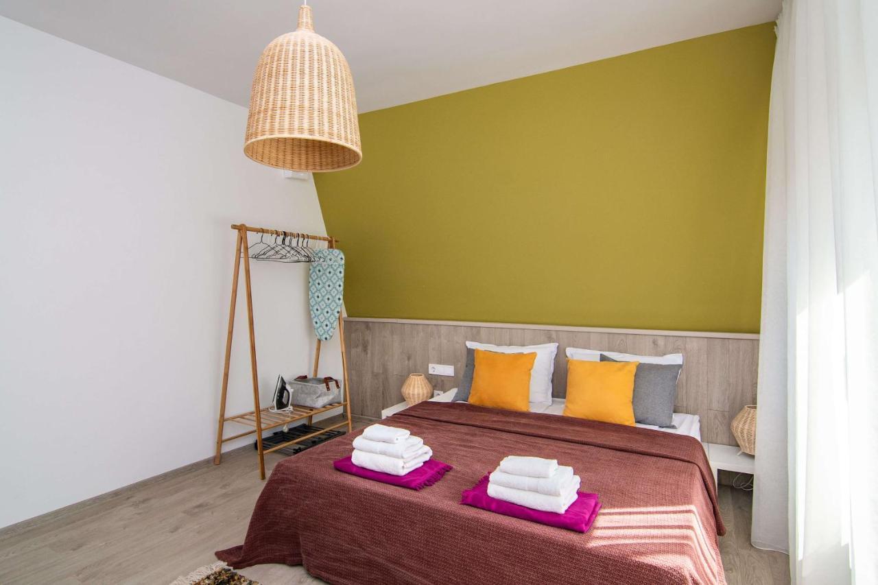 Luxury City Center Two Bedroom Apartment Close To Beach Varna Exterior foto